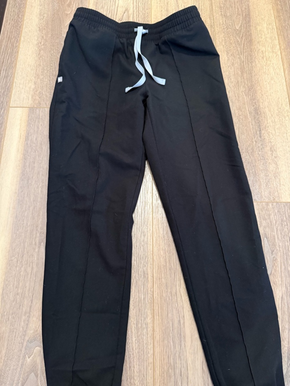 Figs black jogger scrub pants